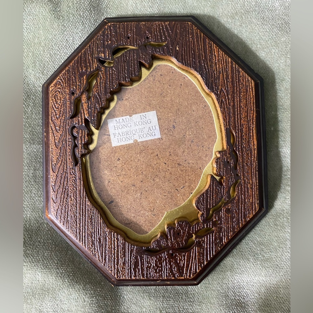 Vintage British registered design picture frame faux wood made in Hong Kong #15